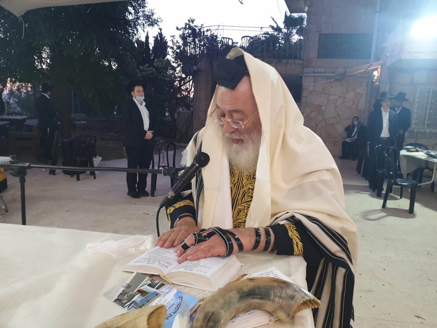 צום הקפות שופרות וחצוצרות: התיקון של הראש"ל נגד הקורונה