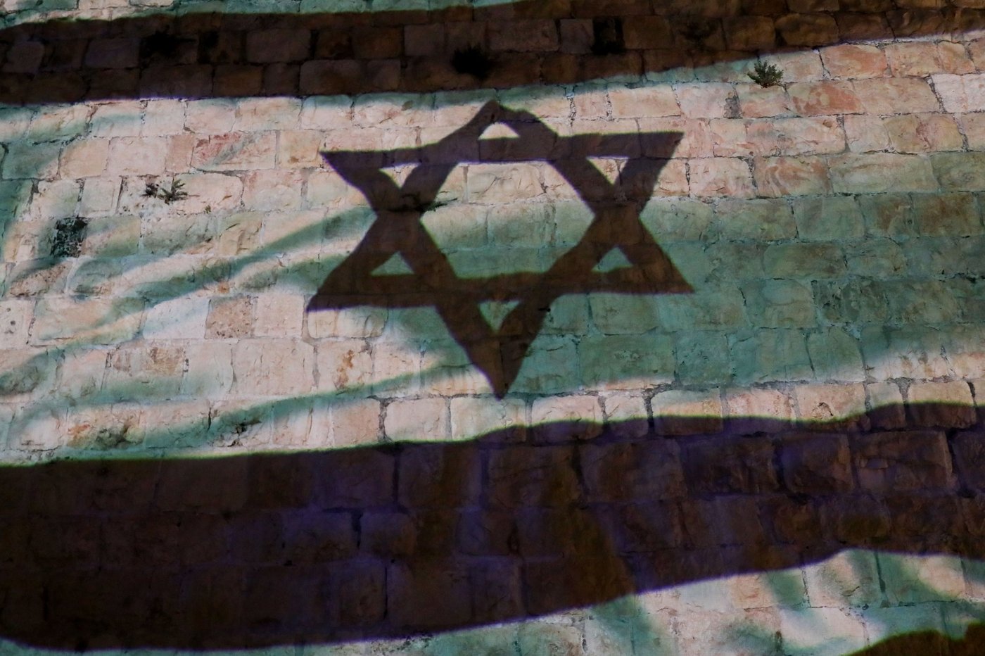 יום העצמאות בירושלים; מהמחסומים ועד החומות המוארות