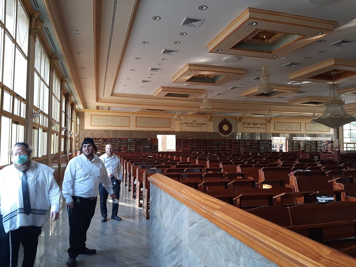 הסיור של הנהלת 'באר יעקב', בישיבת 'עטרת שלמה'