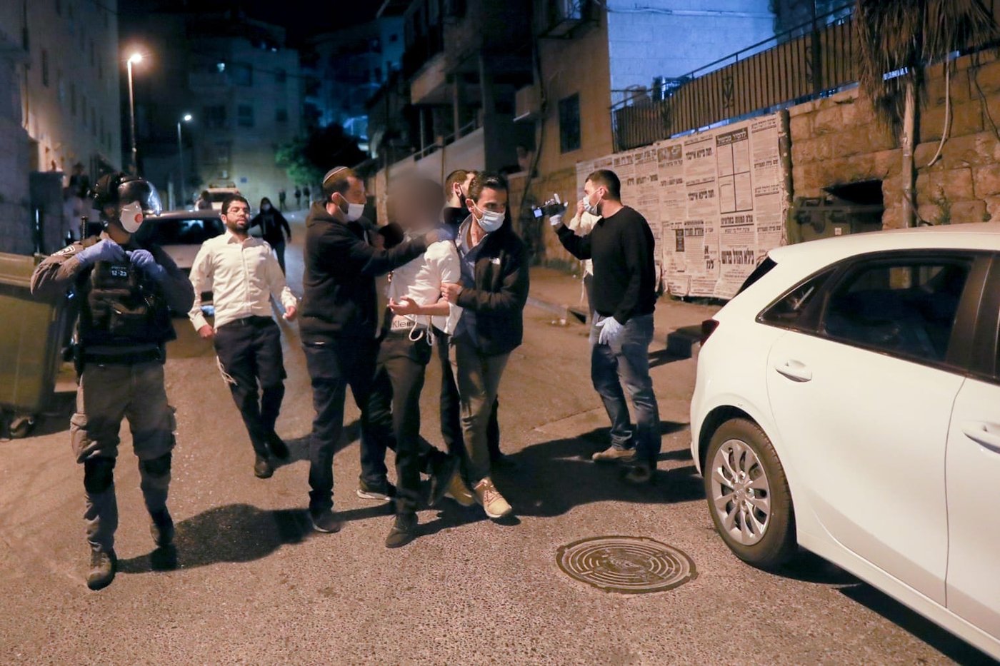מעצר צעיר בחשד שהפריע לשוטרים
