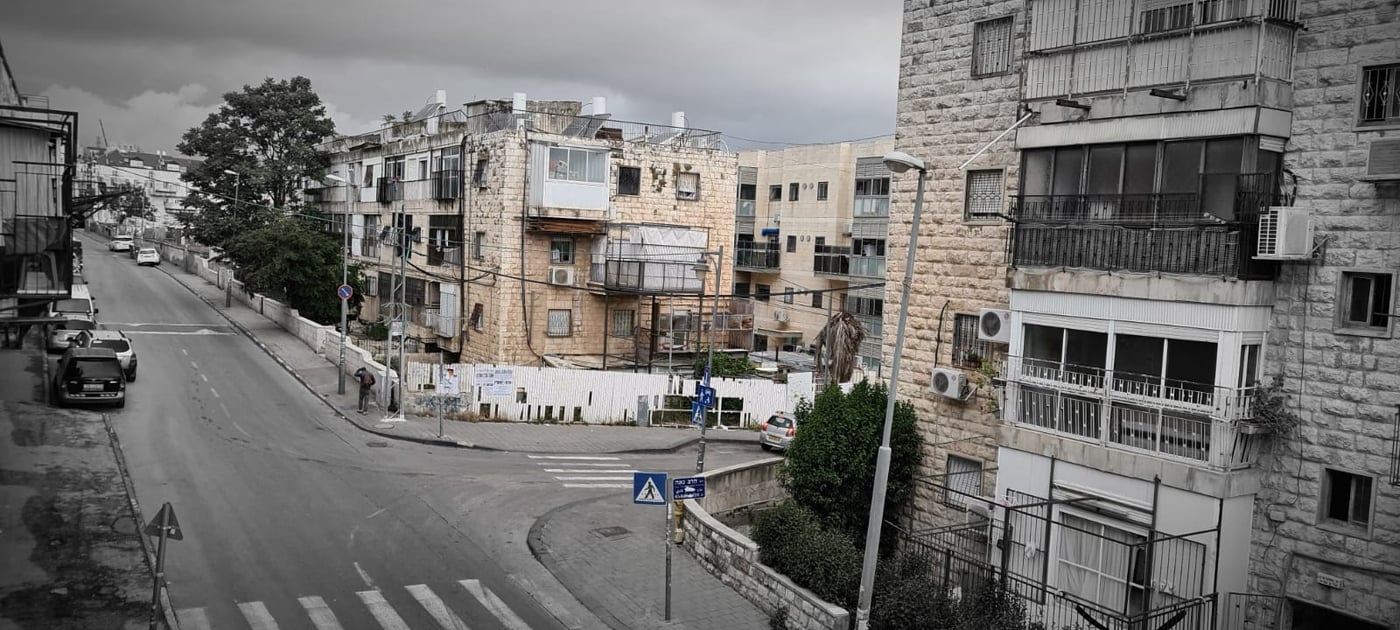 תמונות מרהיבות: השקיעה במאה שערים