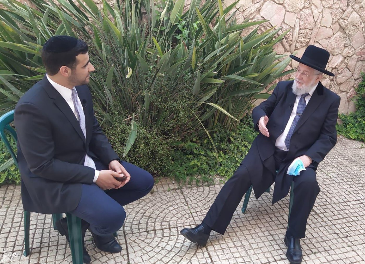 הרב ישראל מאיר לאו בשיחה עם ישי כהן
