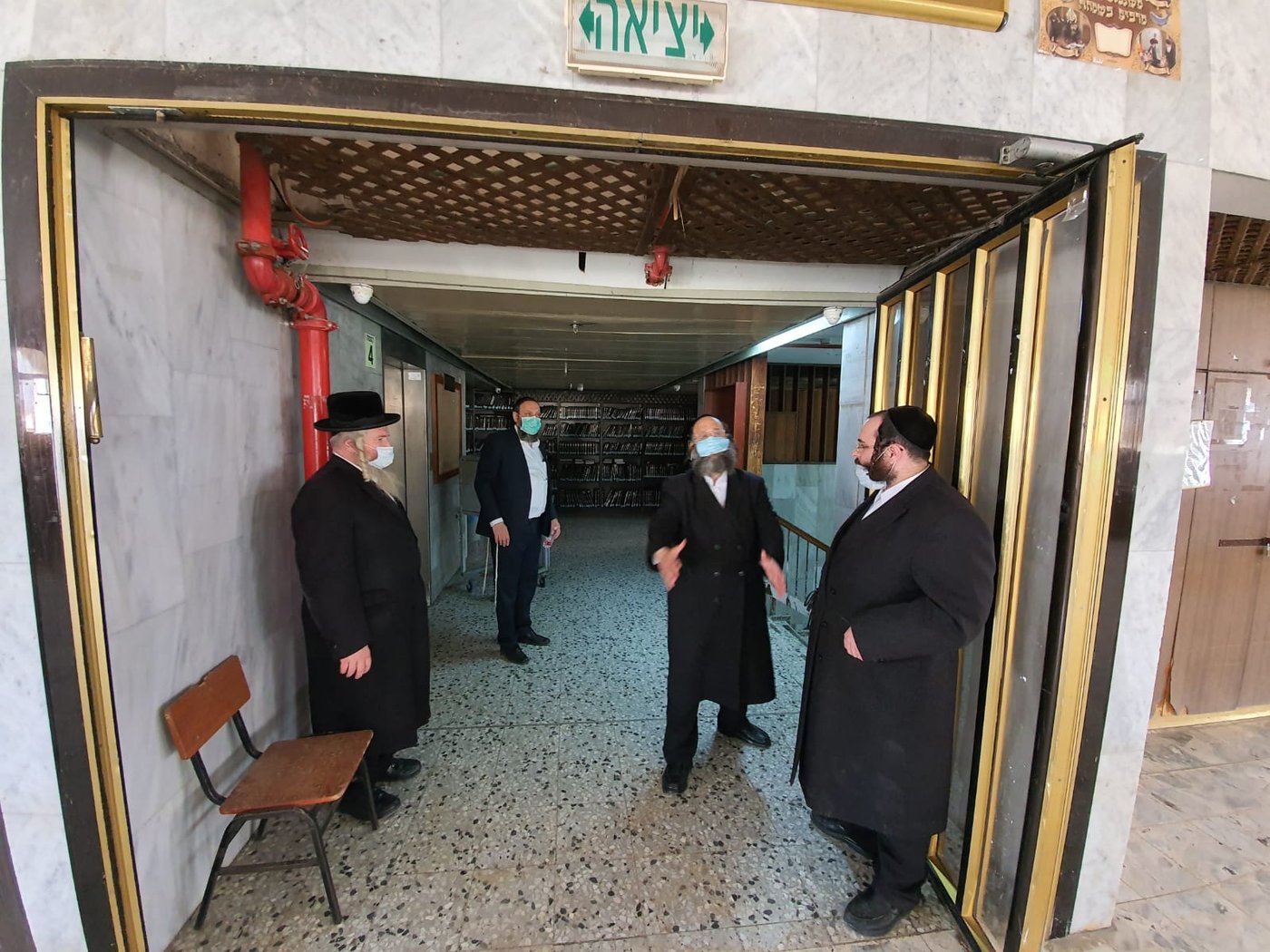 'מתווה הקפסולות': נציגי משרד הבריאות ביקרו בויז'ניץ
