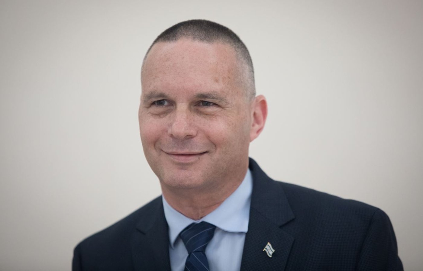 השר יזהר שי