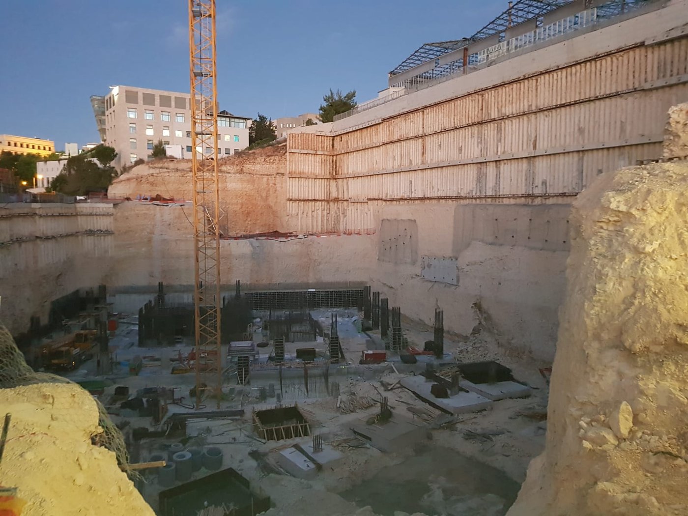 פריים לוקיישן • התקדמות מואצת: צפי תשואה 10%