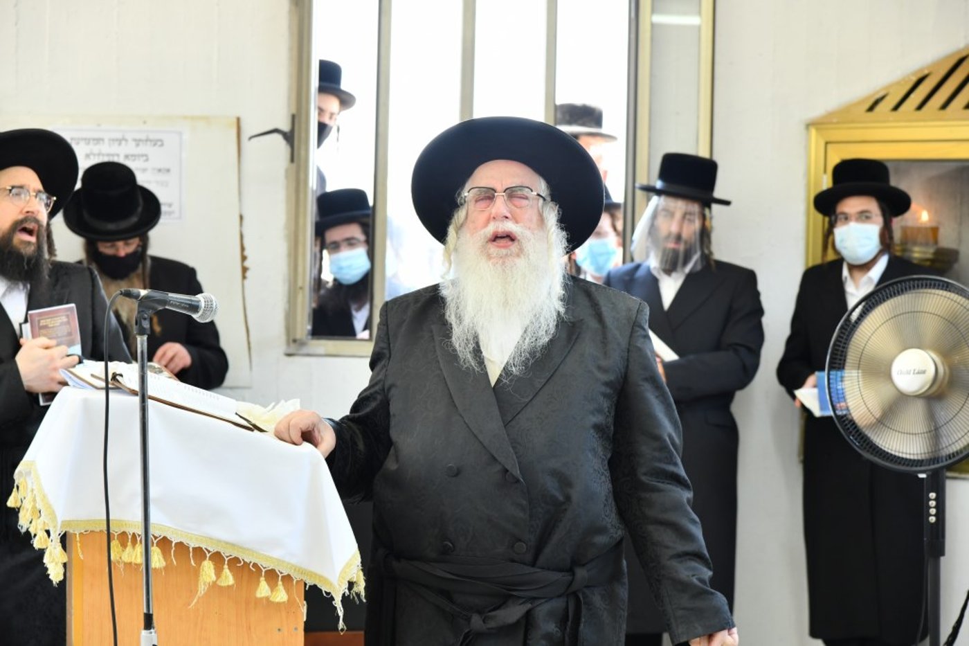 בצאנז ציינו את הילולת ה'שפע חיים' זיע"א