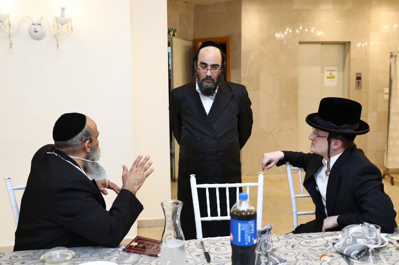 שמחת השבע ברכות בחצר הקודש נדבורנה - קוזמיר