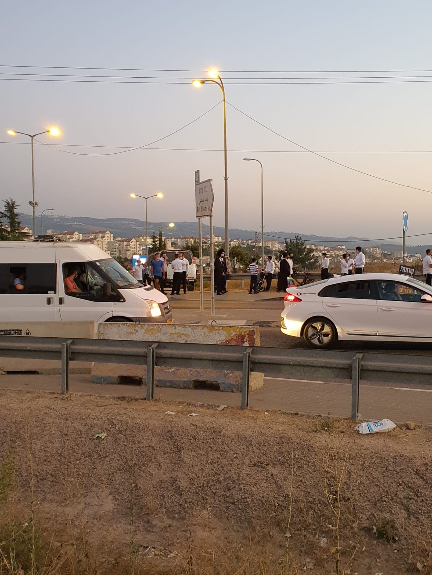 בזמן ההפגנה הודיעו: הסגר על ביתר יסתיים
