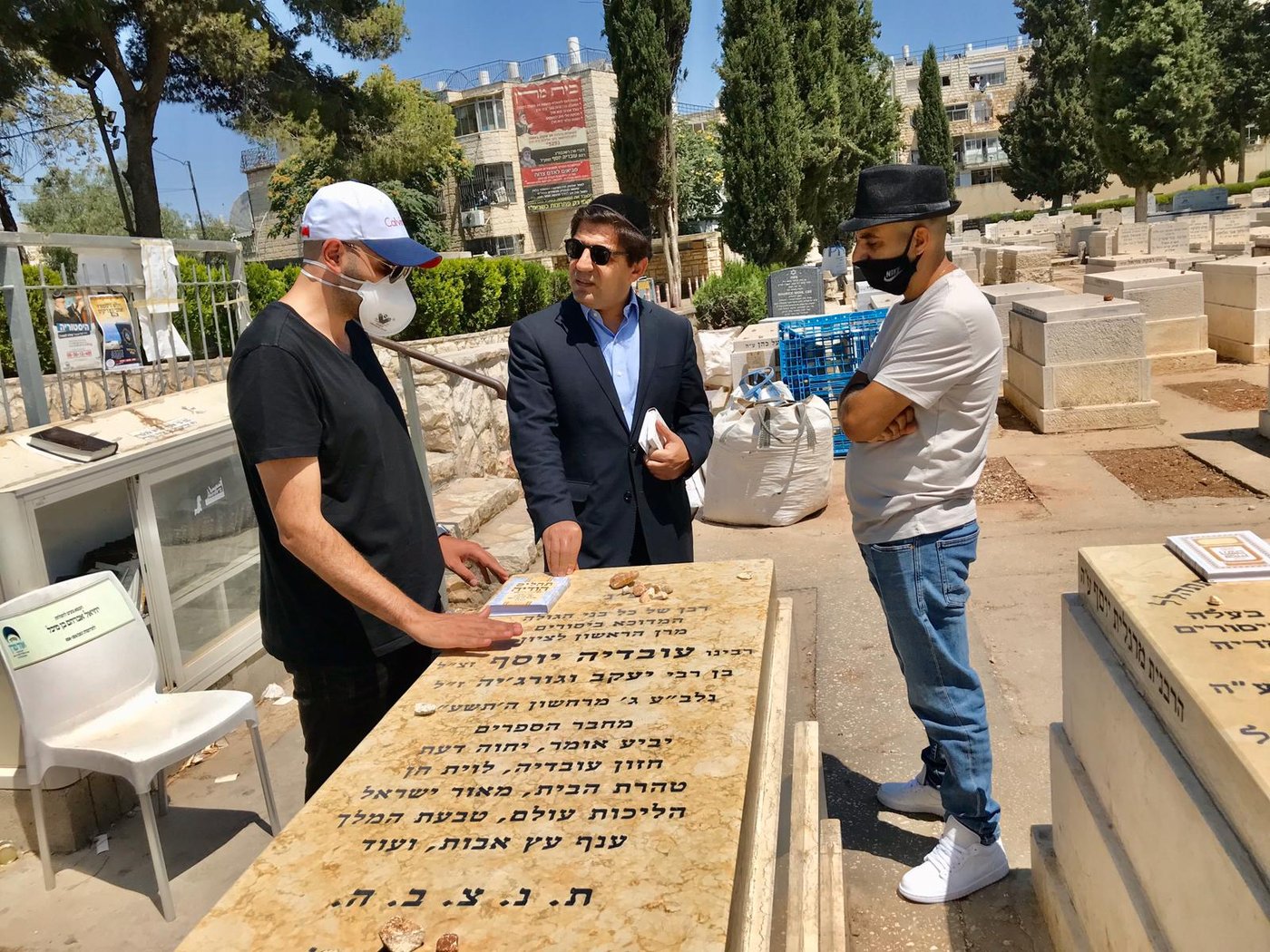 השפים המוערכים ורב הסלבס בקברי גדולי ישראל