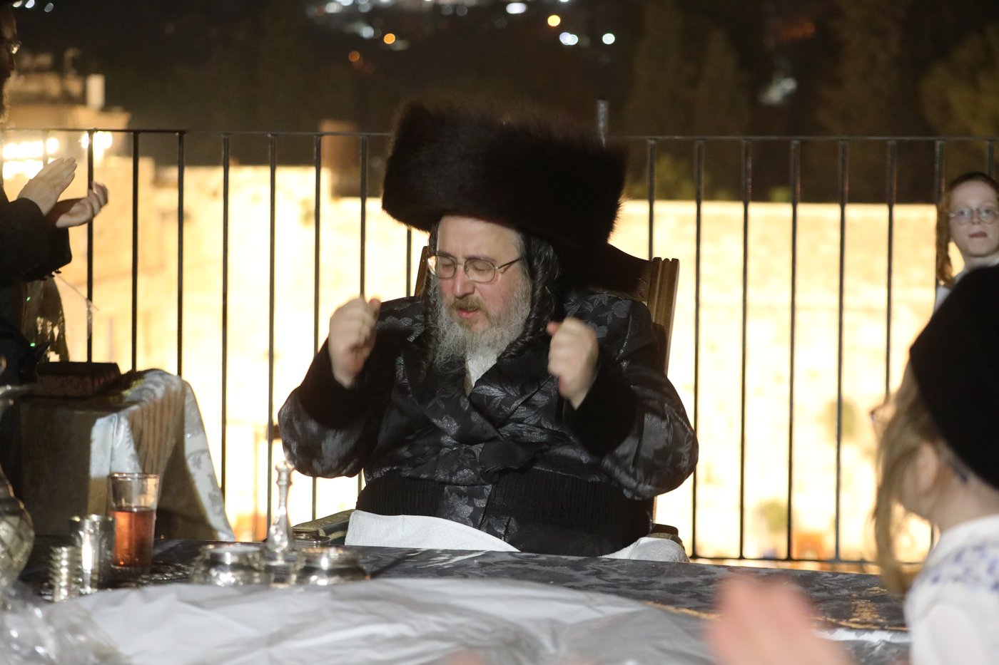 האדמו"ר מביאלה ב"ב שבת בעיר העתיקה
