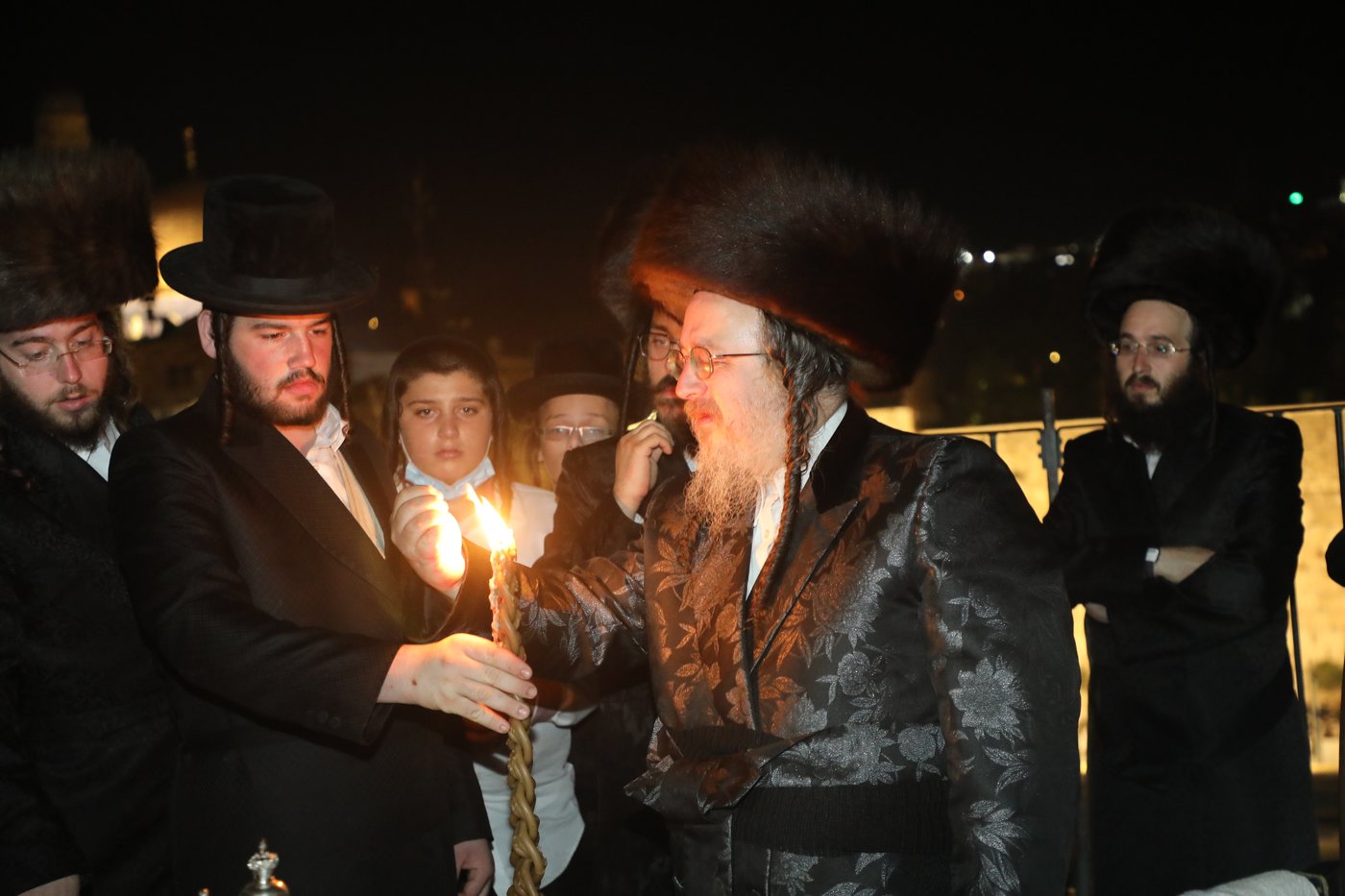 האדמו"ר מביאלה ב"ב שבת בעיר העתיקה
