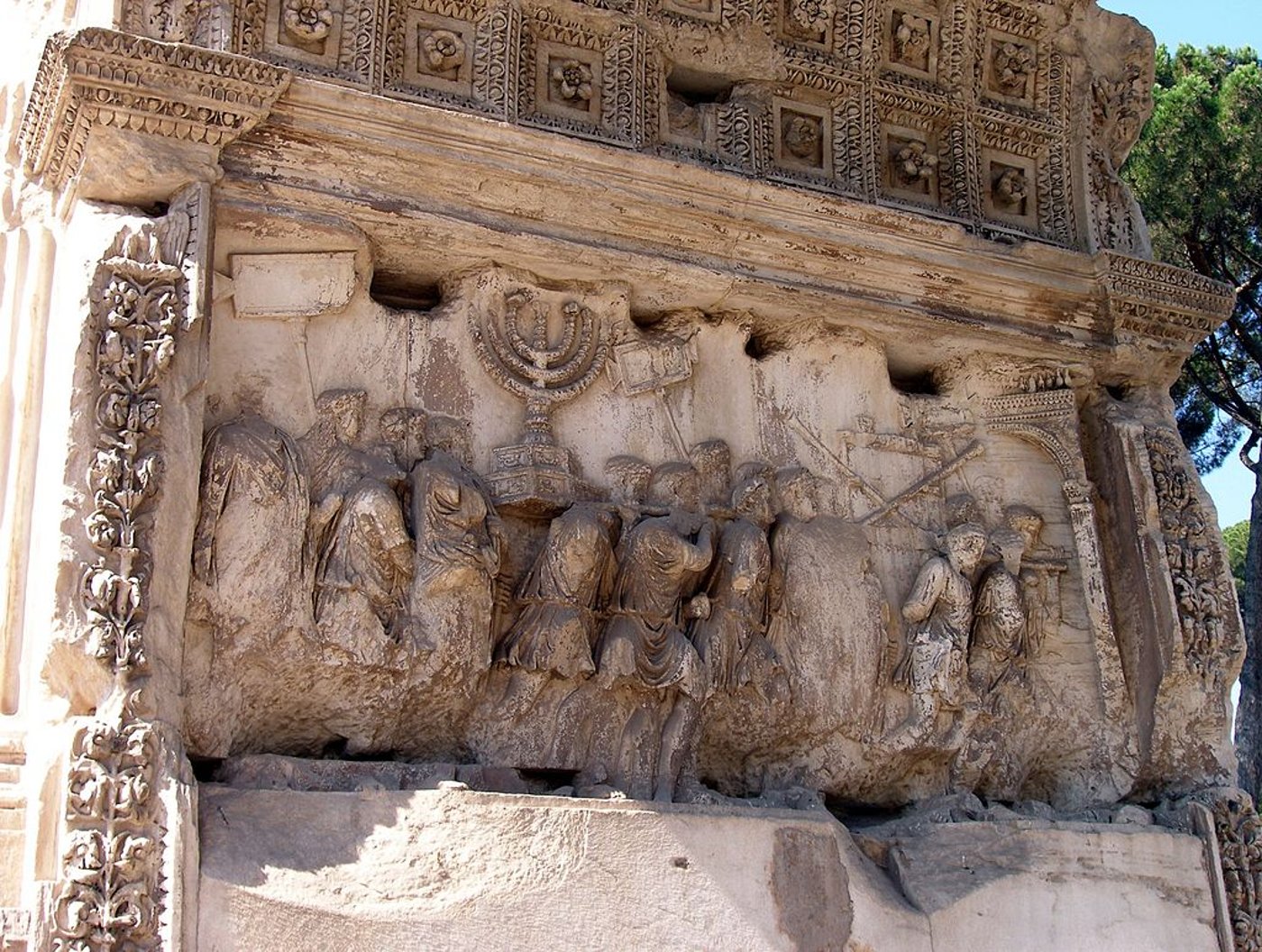 שער טיטוס המקורי (מאת Dnalor 01 - נוצר על ידי מעלה היצירה, CC BY-SA 3.0 at,