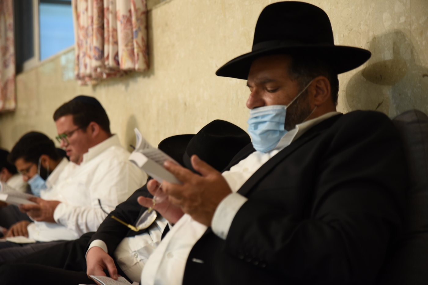 בבית פרטי: אמירת קינות בשכונה הירושלמית