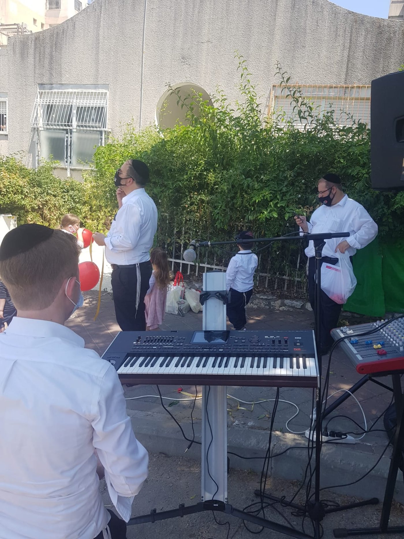 כך העצב של חתן בר המצווה המבודד הפך לשמחה