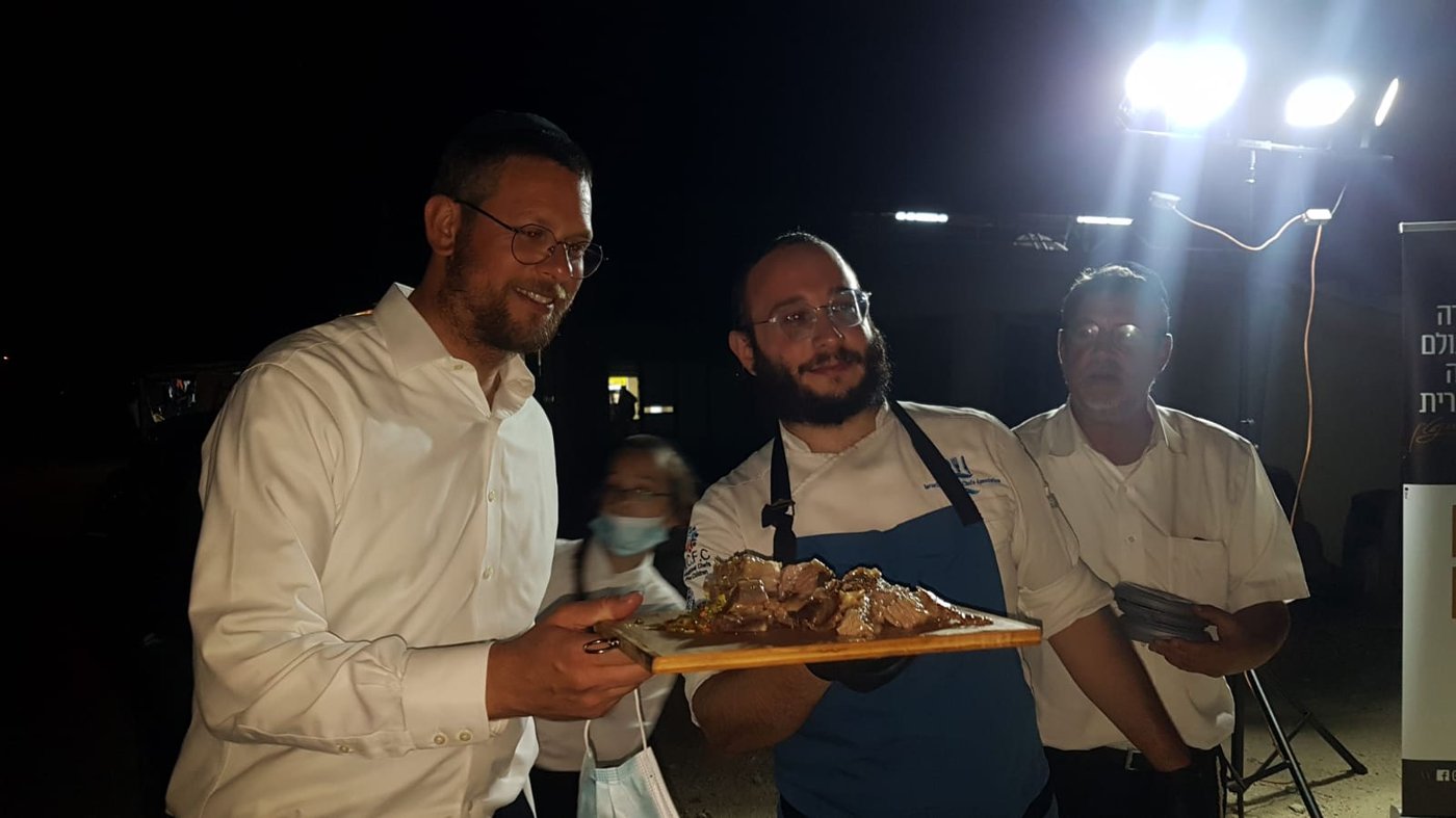 מזל טוב: איש הפרסום נחום בנדיקט התארס