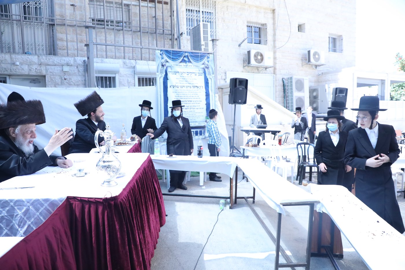 תיעוד: בקאפיטשניץ חגגו בר מצווה לנכד האדמו"ר