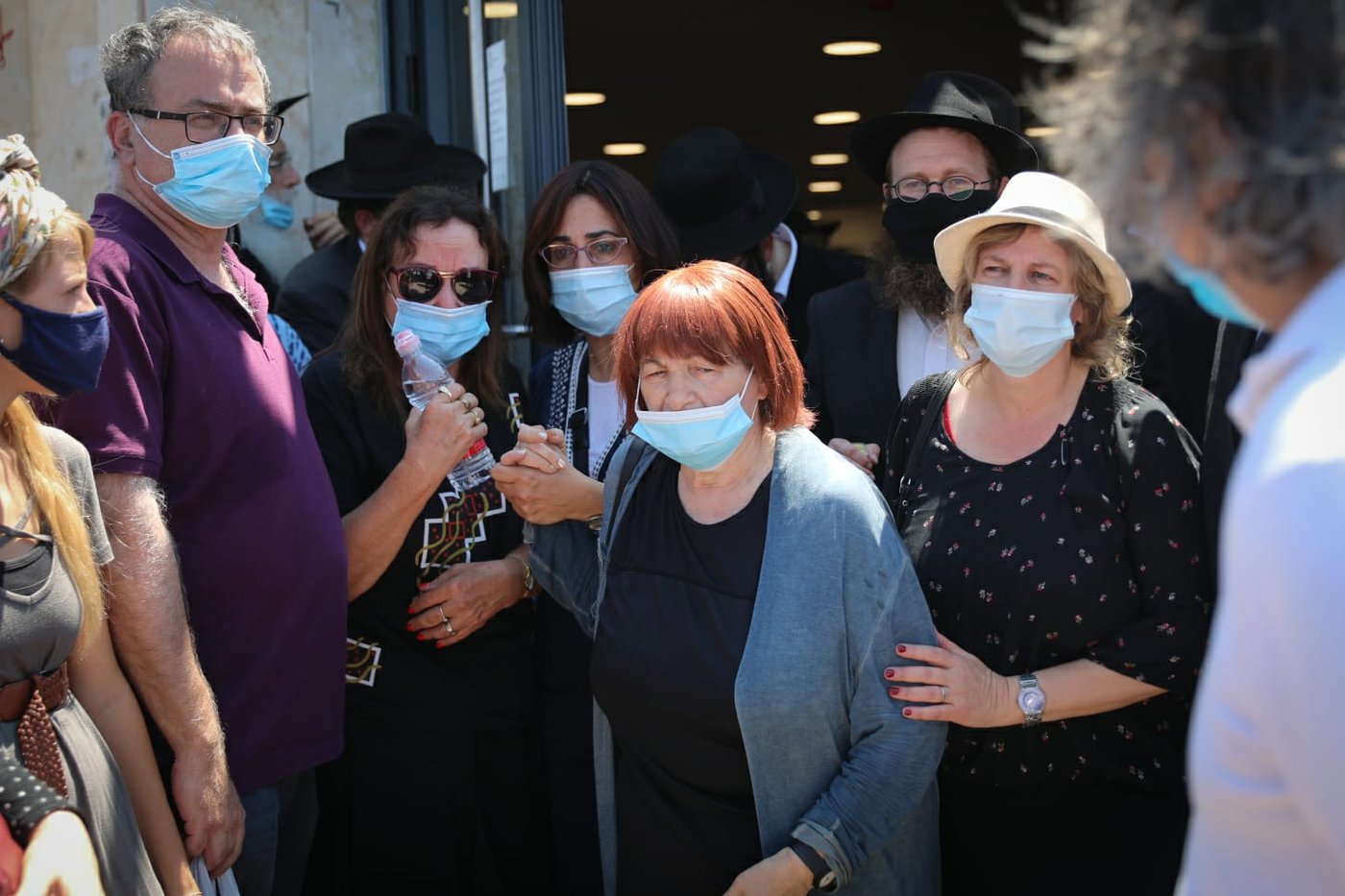הנגיש את התורה: הגה"ח הרב שטיינזלץ נטמן בהר הזיתים