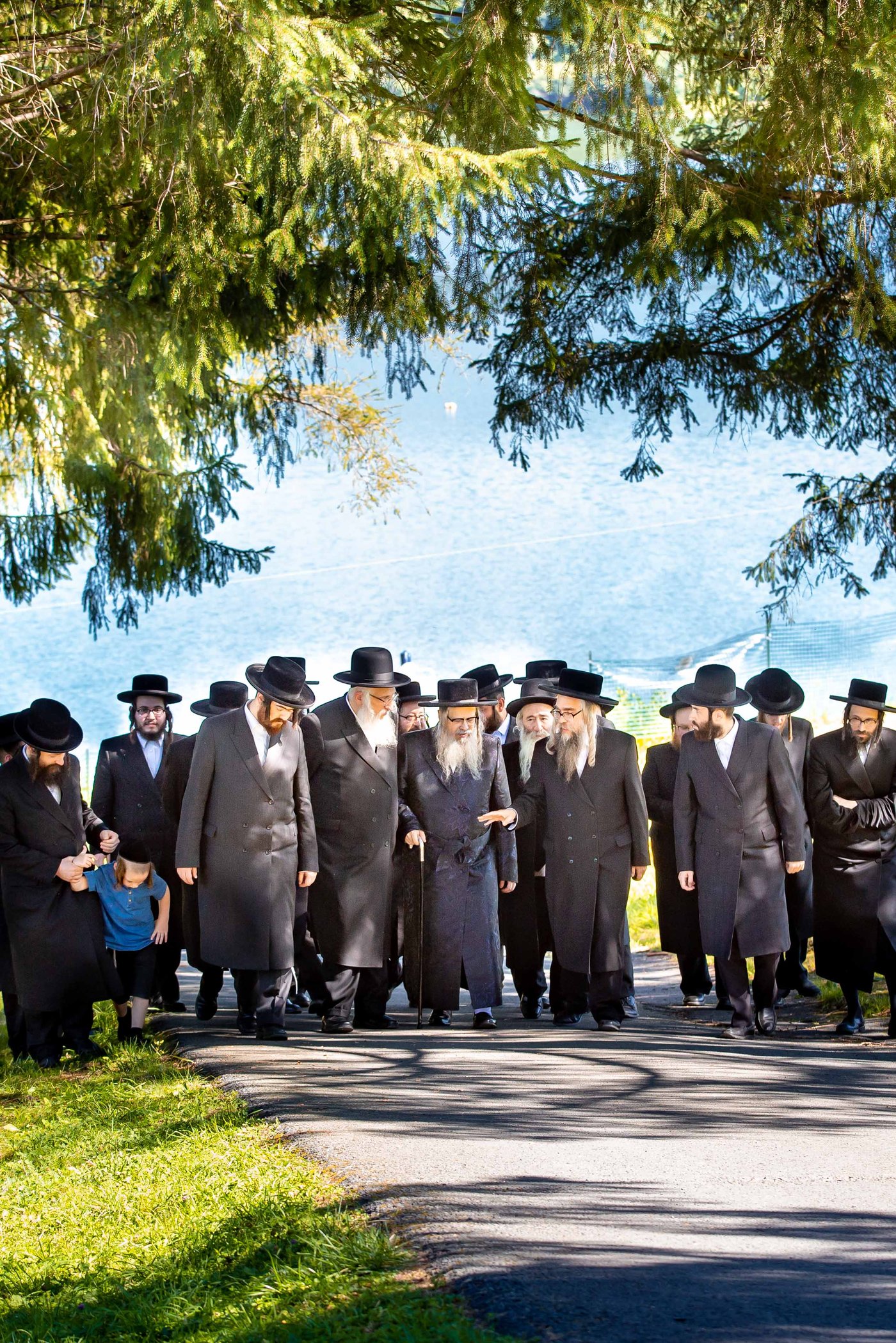האדמו"ר מסאטמר ביקר במחנה הקיץ של בנות החסידות