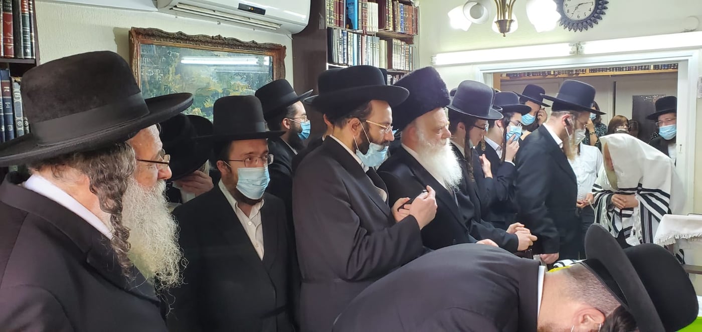 הרבי מאמשינוב, הגר"ש אלתר והסנדקאות