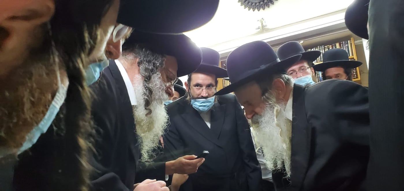 הרבי מאמשינוב, הגר"ש אלתר והסנדקאות