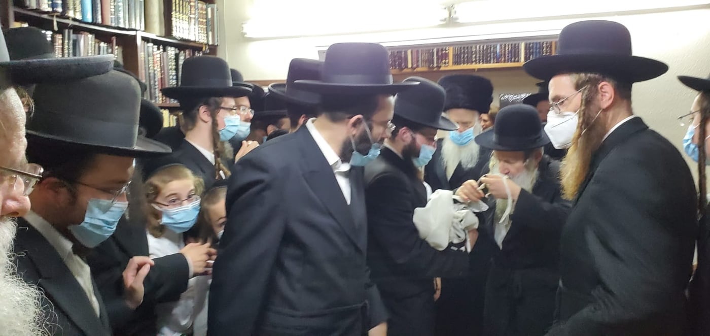 הרבי מאמשינוב, הגר"ש אלתר והסנדקאות