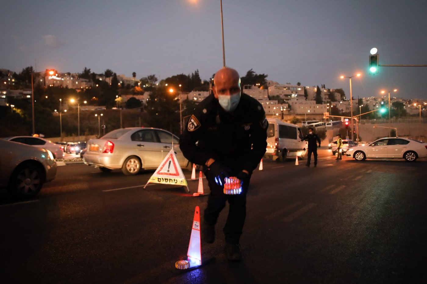 סיור מצולם בשכונה החרדית ה'אדומה'. צפו