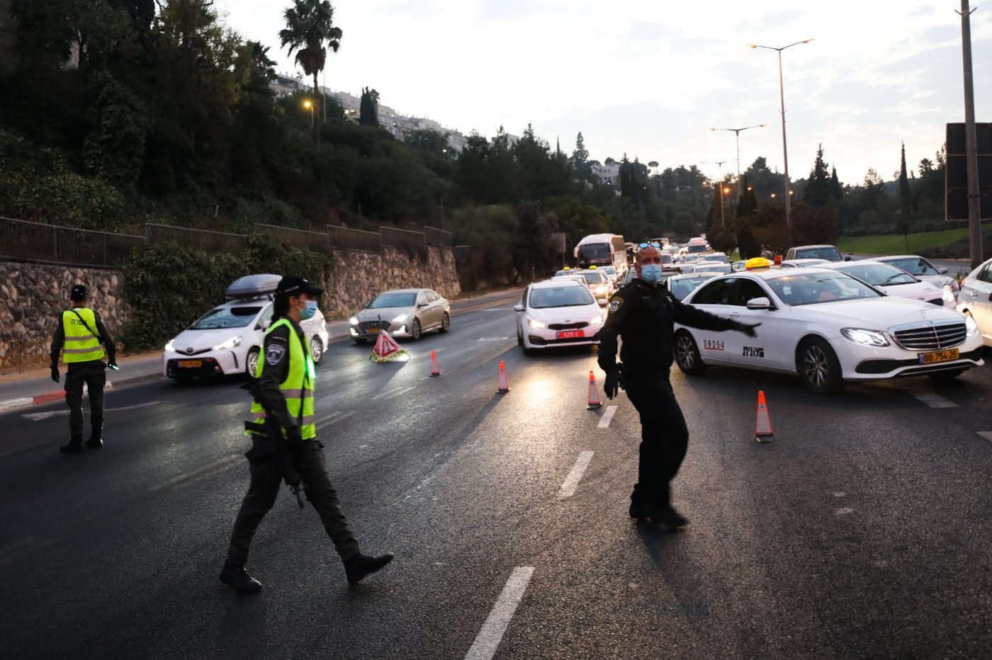 סיור מצולם בשכונה החרדית ה'אדומה'. צפו