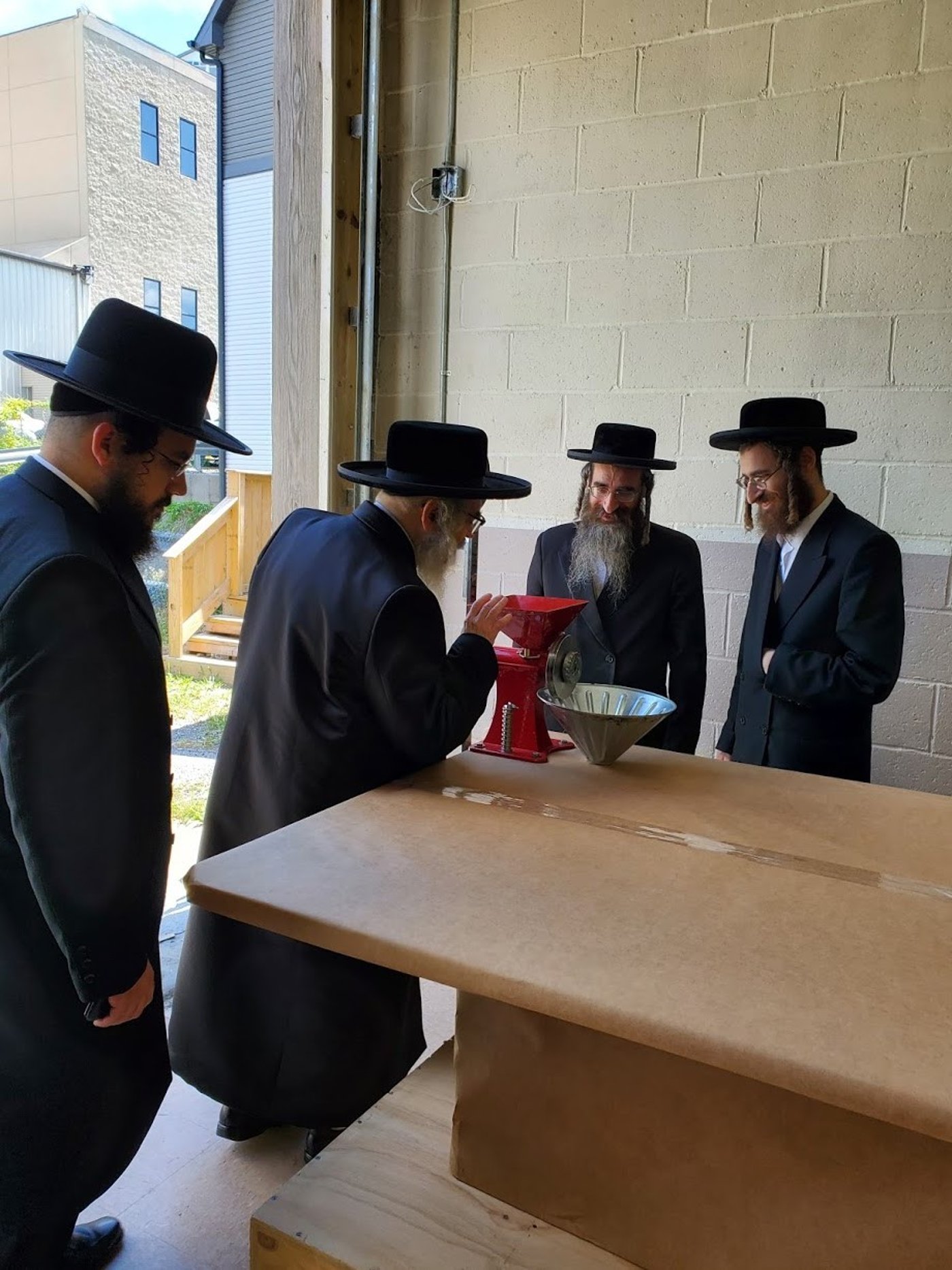 הרבי במאפיית החסיד שנפטר מנגיף קורונה