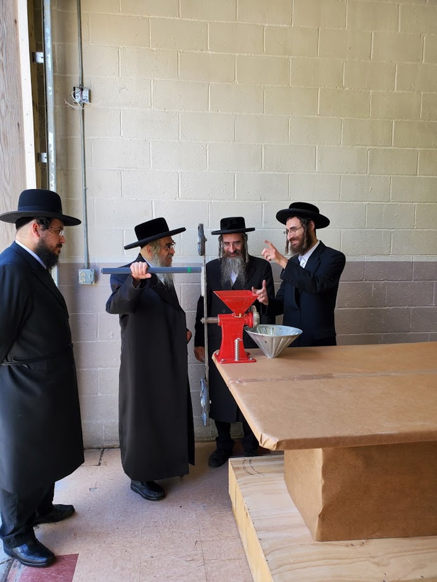 הרבי במאפיית החסיד שנפטר מנגיף קורונה