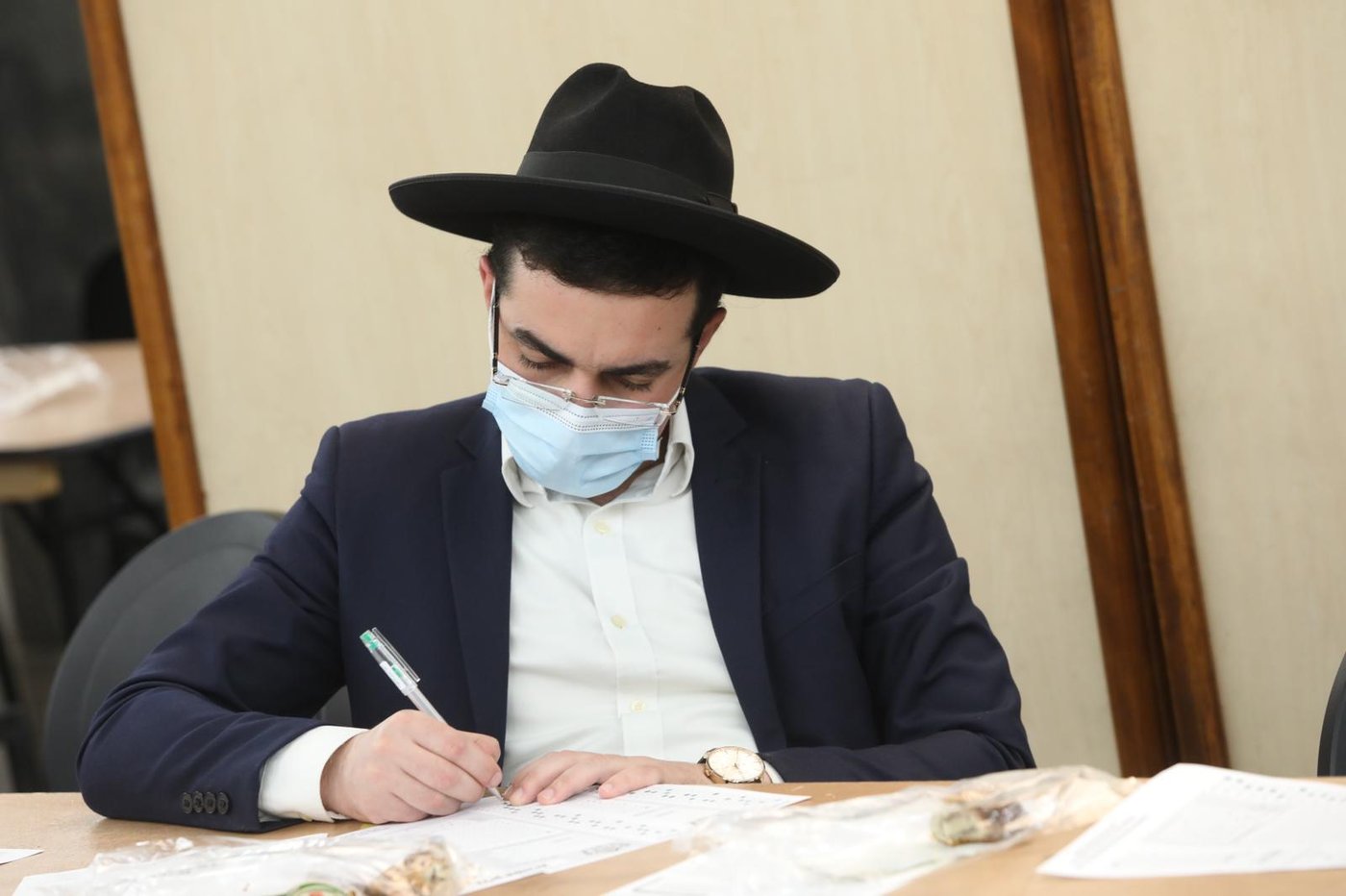 אלפי אברכים ובחורים נבחנו במסגרת מפעל ׳שיננא׳ העולמי