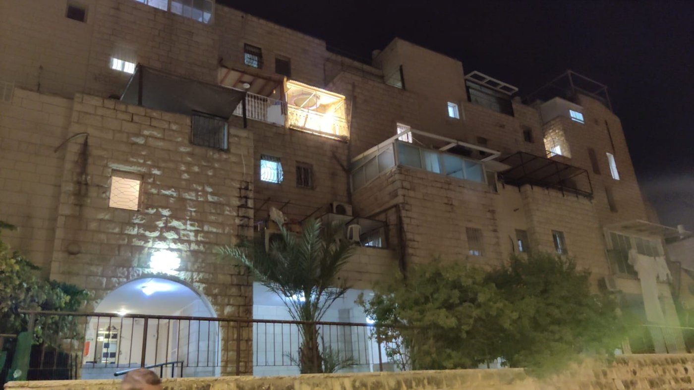 תעלומה בשכונת החרדית: ילד עם קליע בגב
