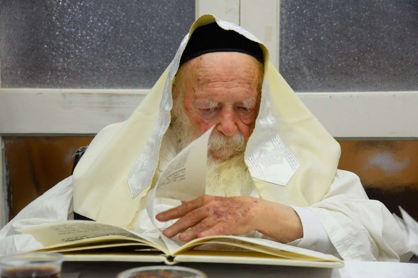 מֵחַיִל אֶל חָיִל: מרן הגר"ח בצאת הצום • צפו