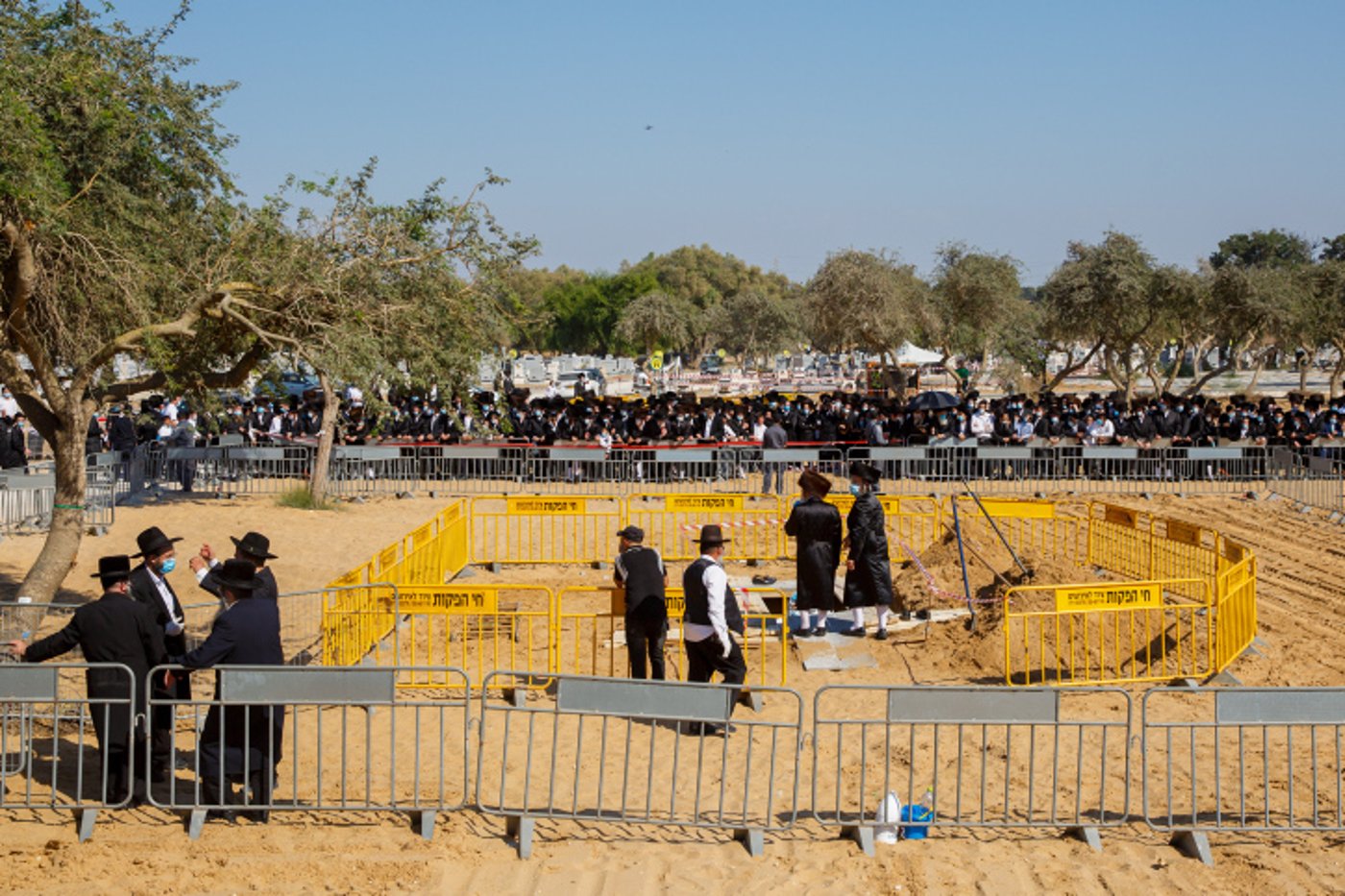 מסע הלוויית האדמו"ר מפיטסבורג זצוק"ל