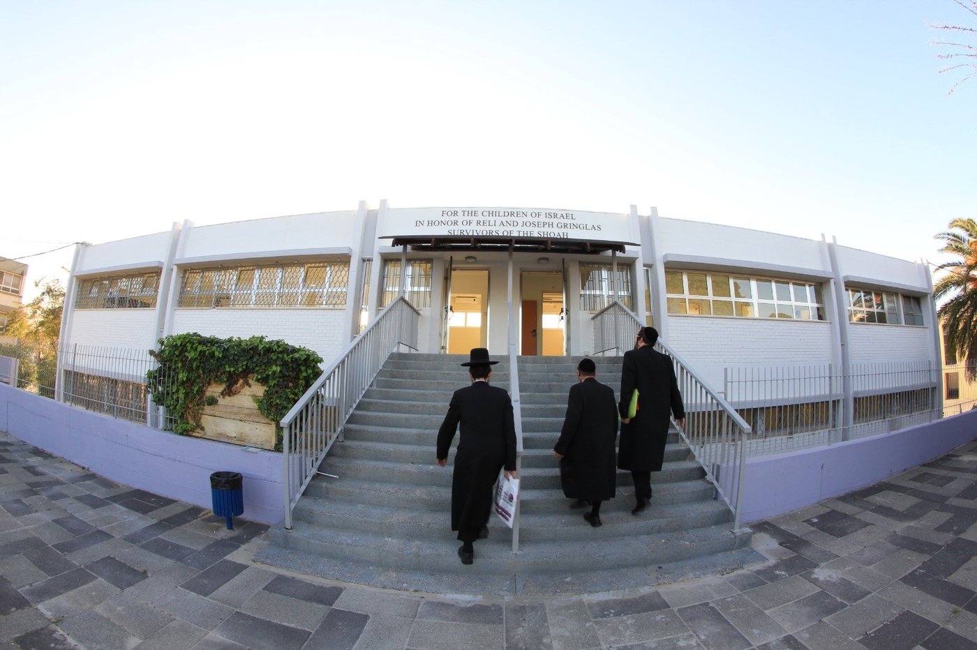 נרשמים לתואר היום, מתפרנסים בשפע מחר 