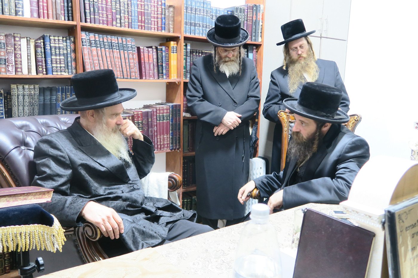 האדמו''ר מפיטסבורג בביקור אצל האדמו''ר מהאורנסטייפל