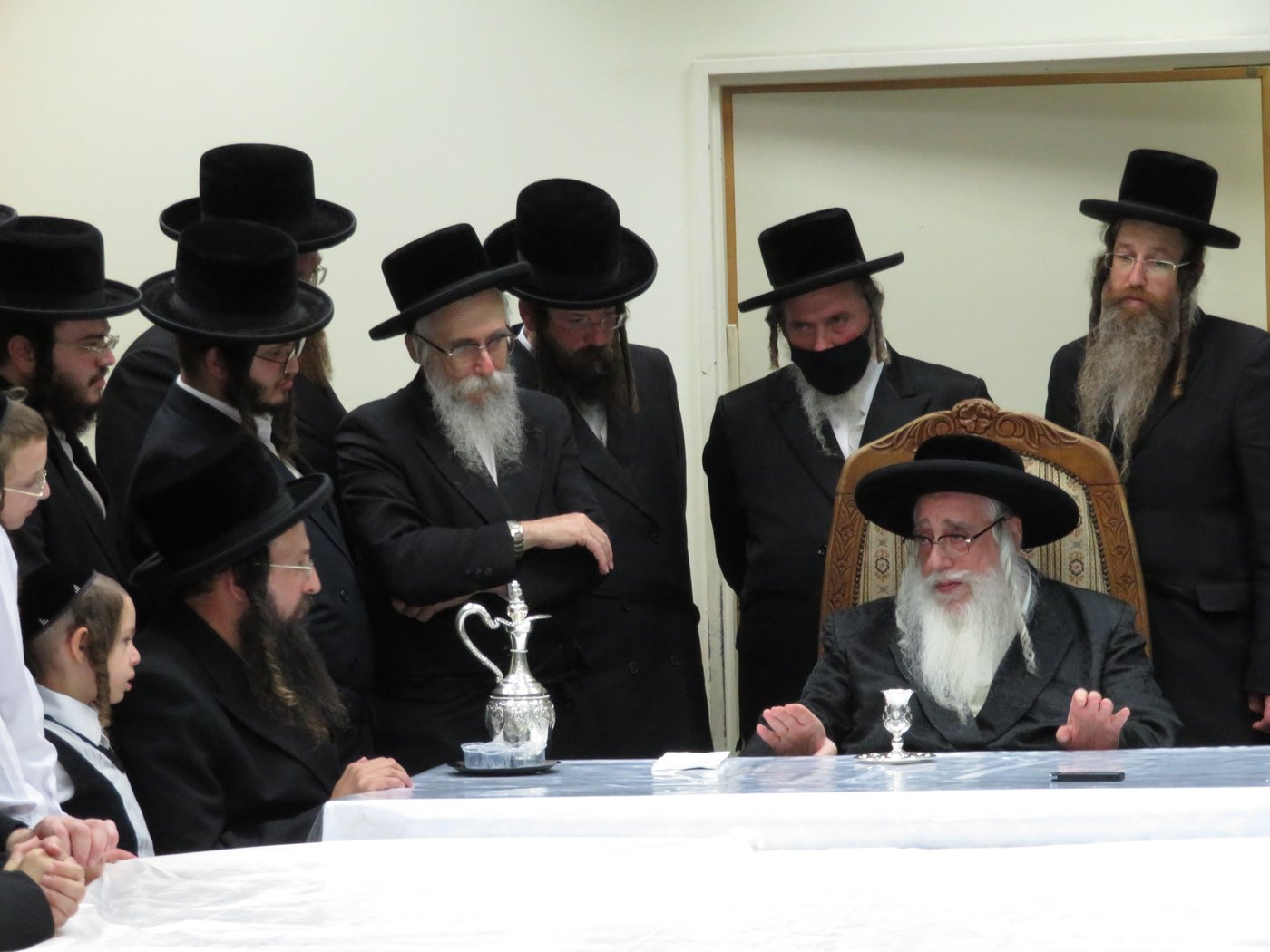 בבית האדמו"ר מצאנז: הוכתר רב הקהילה בצפת