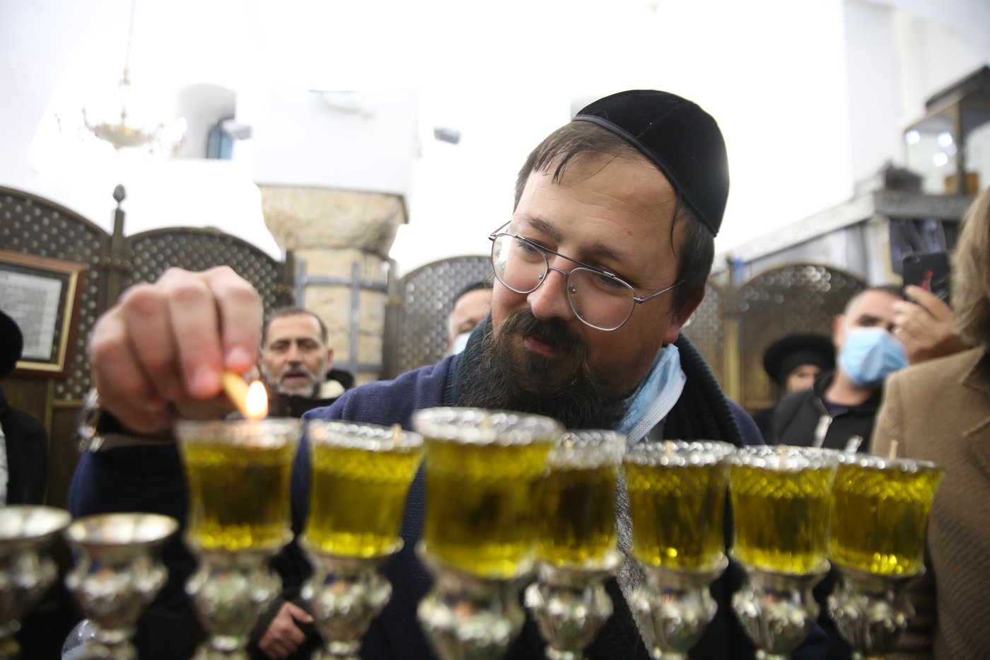 כך הדליקו את הנר השישי של חנוכה - במירון