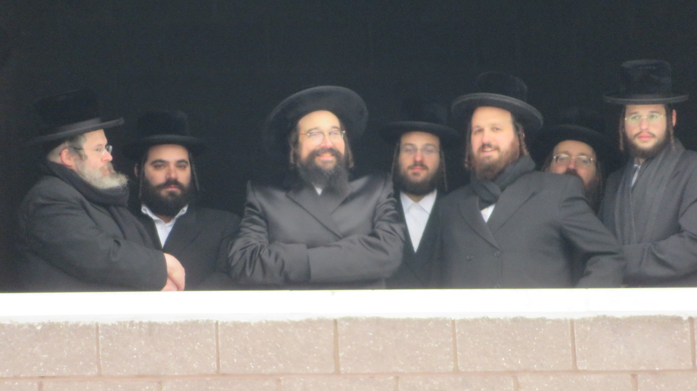בן האדמו"ר מצאנז בביקור חיזוק בארה"ב