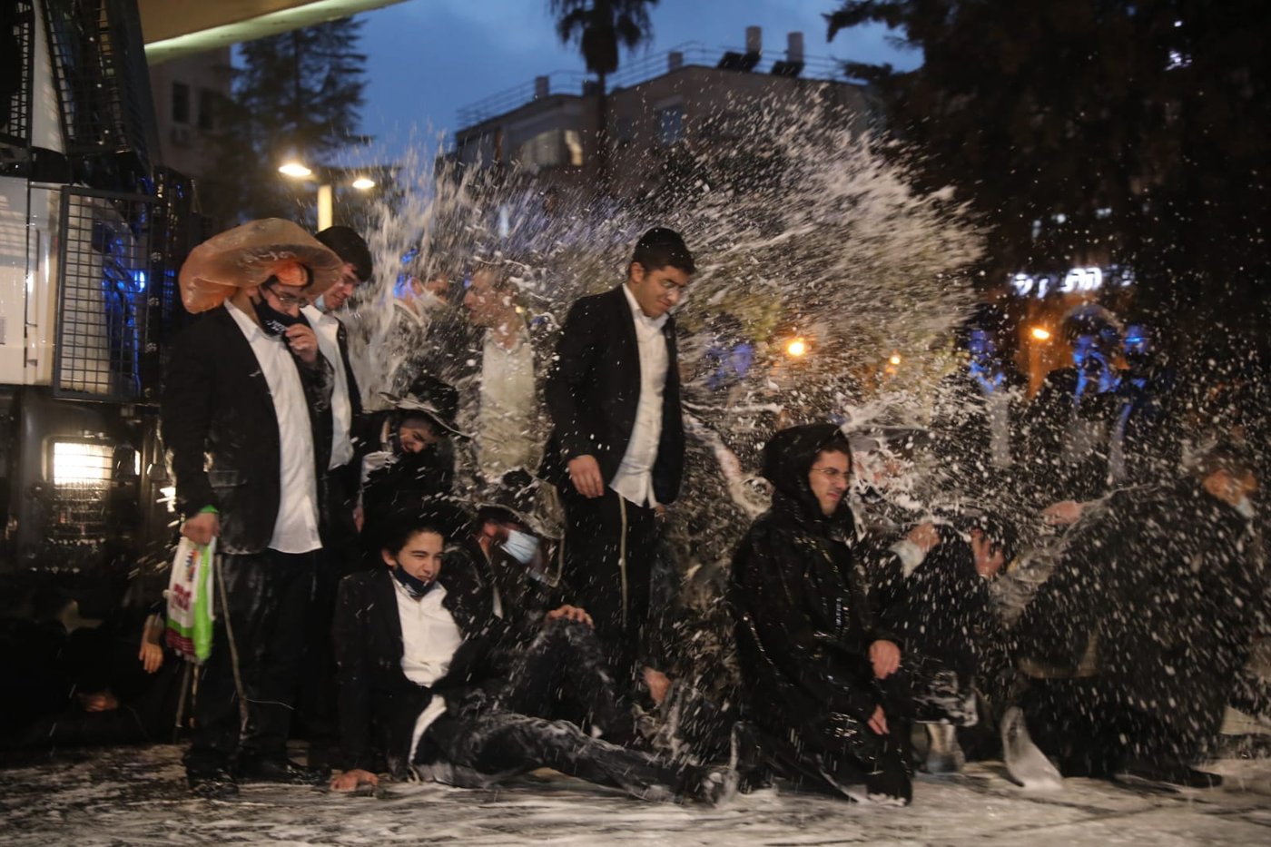 בואש ומעצרים: תיעוד מסכם מהפגנת הפלג