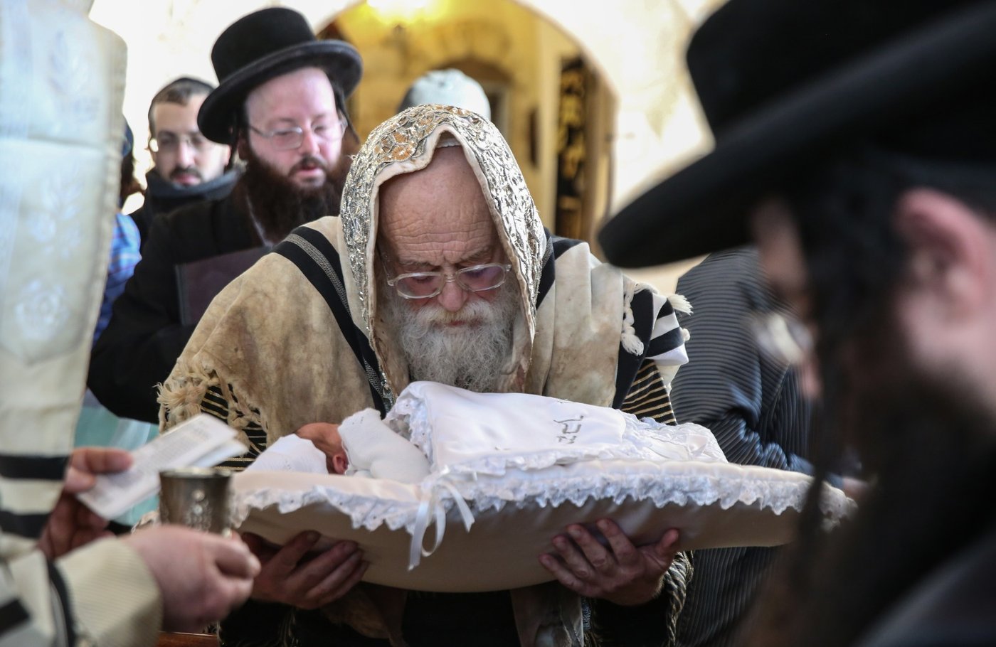 האדמו"ר מתולדות אהרן ערך ברית מילה בצפת