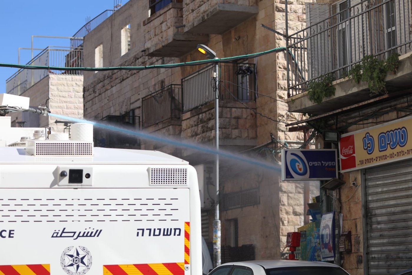 מהומות בביהמ"ד סאטמר; הגאב"ד קרא לאברכים למחות