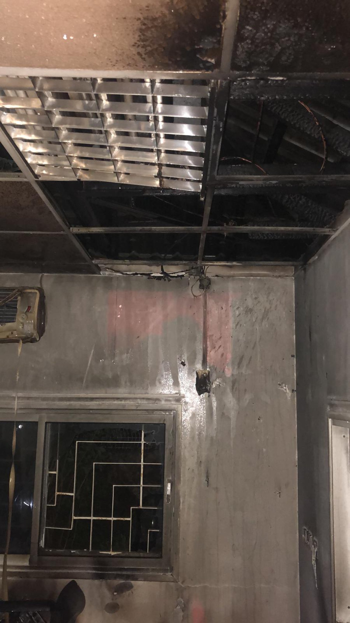 תיעוד: מבנה של עמותה לנזקקים עלה באש