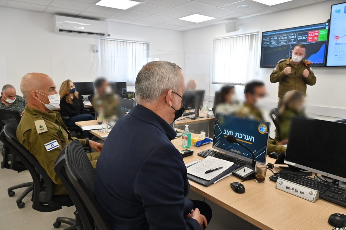 בני גנץ: "אם לא ננהג באחריות לא נחגוג את ליל הסדר ביחד"