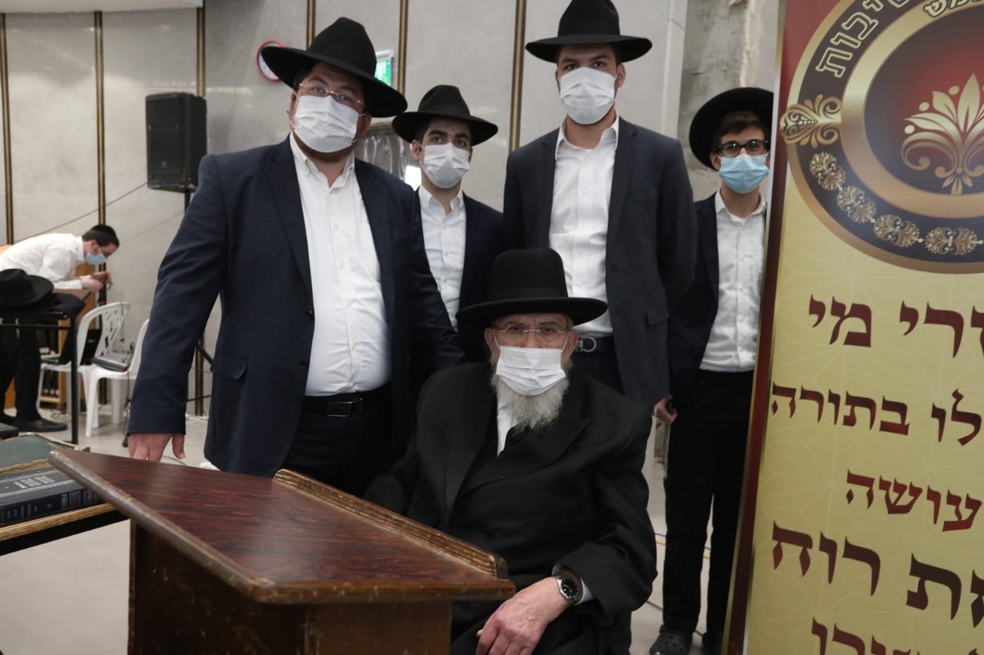 פייער! ברען! • הגרב"מ הלהיט את הבחורים
