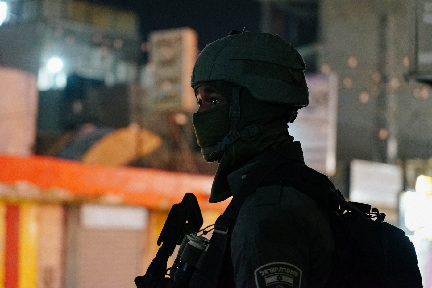 כך עצרו מסתערבים חשודים במזרח י-ם. צפו