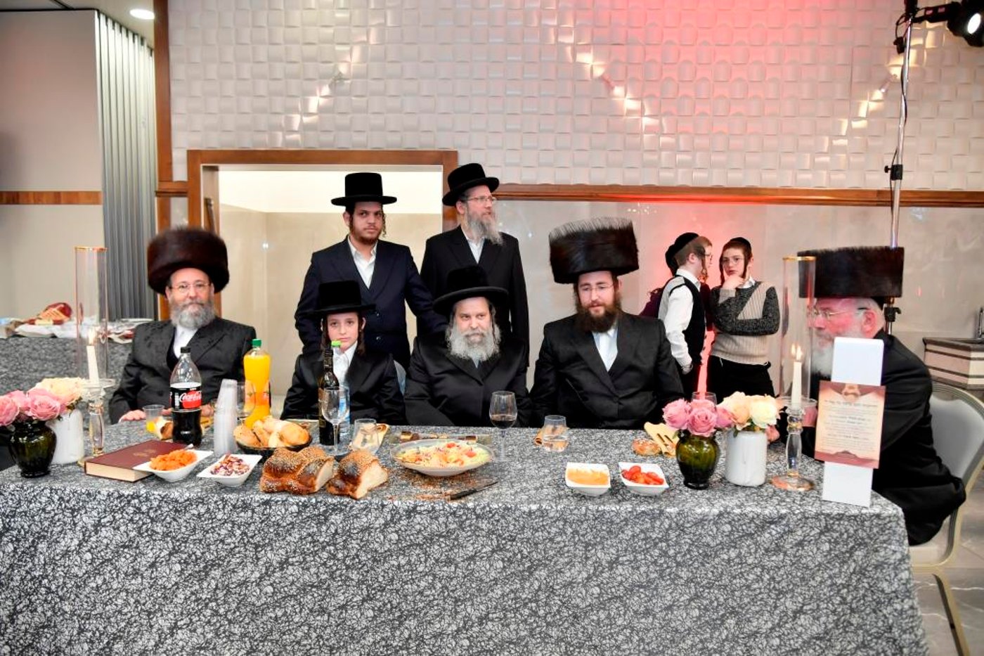 תיעוד: שמחת בר מצווה לבן מנצח מקהלת מלכות