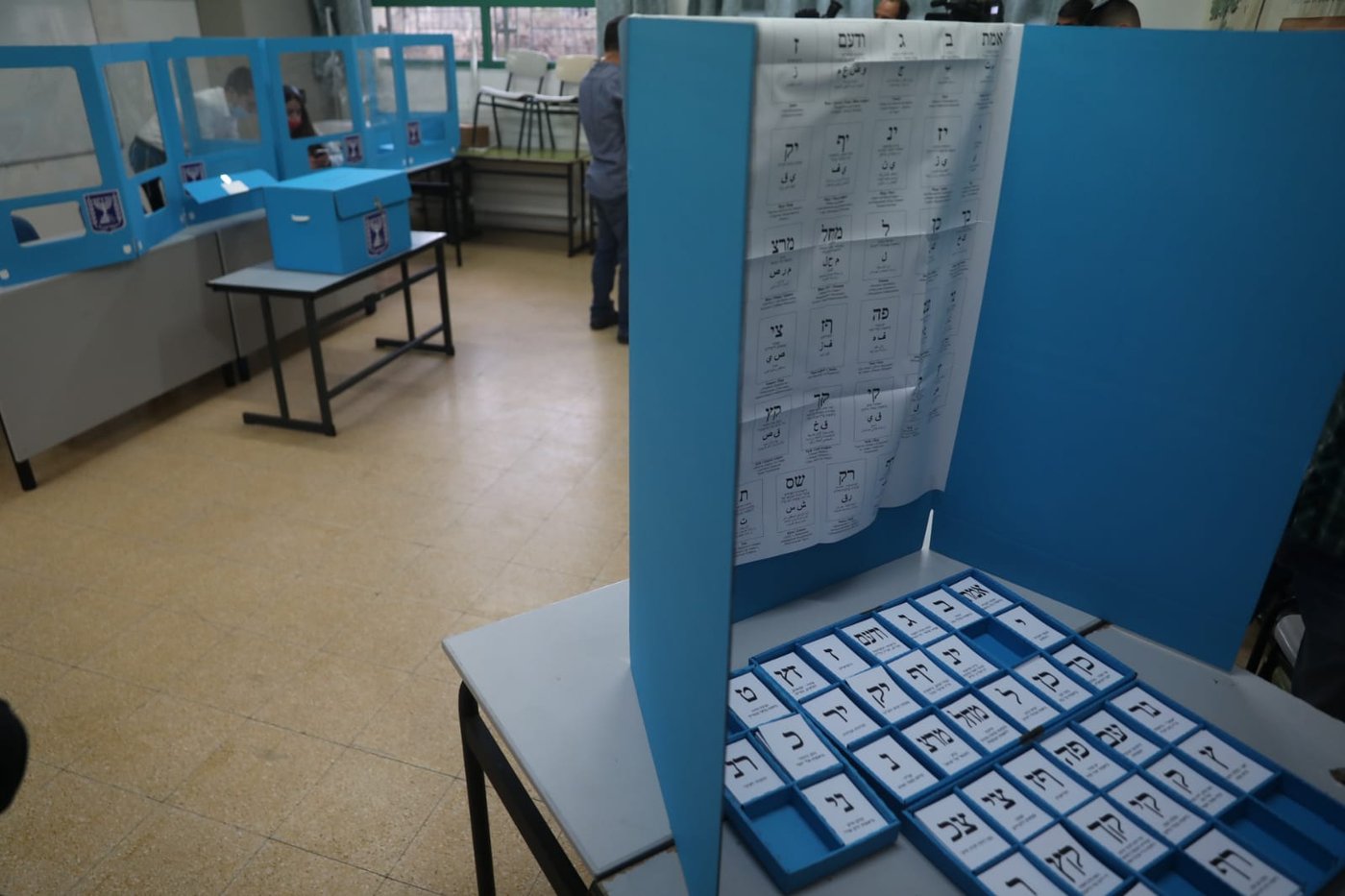 רגע לפני: כך נראית ההתארגנות בקלפי; צפו