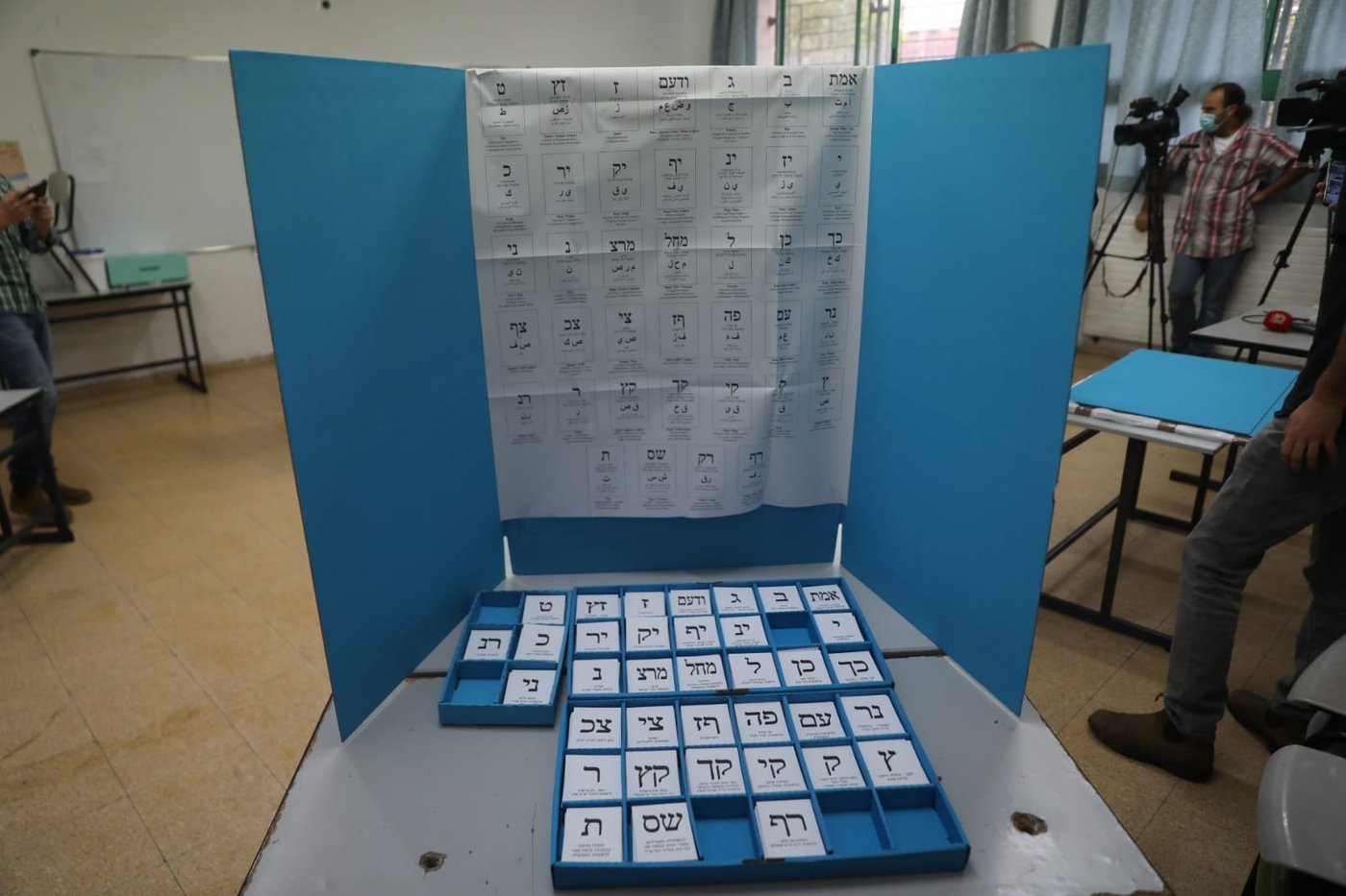 רגע לפני: כך נראית ההתארגנות בקלפי; צפו