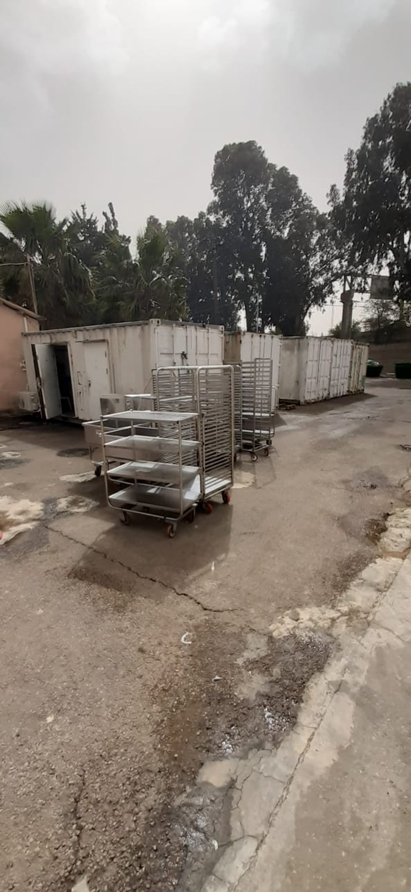 בחורי הישיבות פשטו על הבסיס הצבאי; צפו