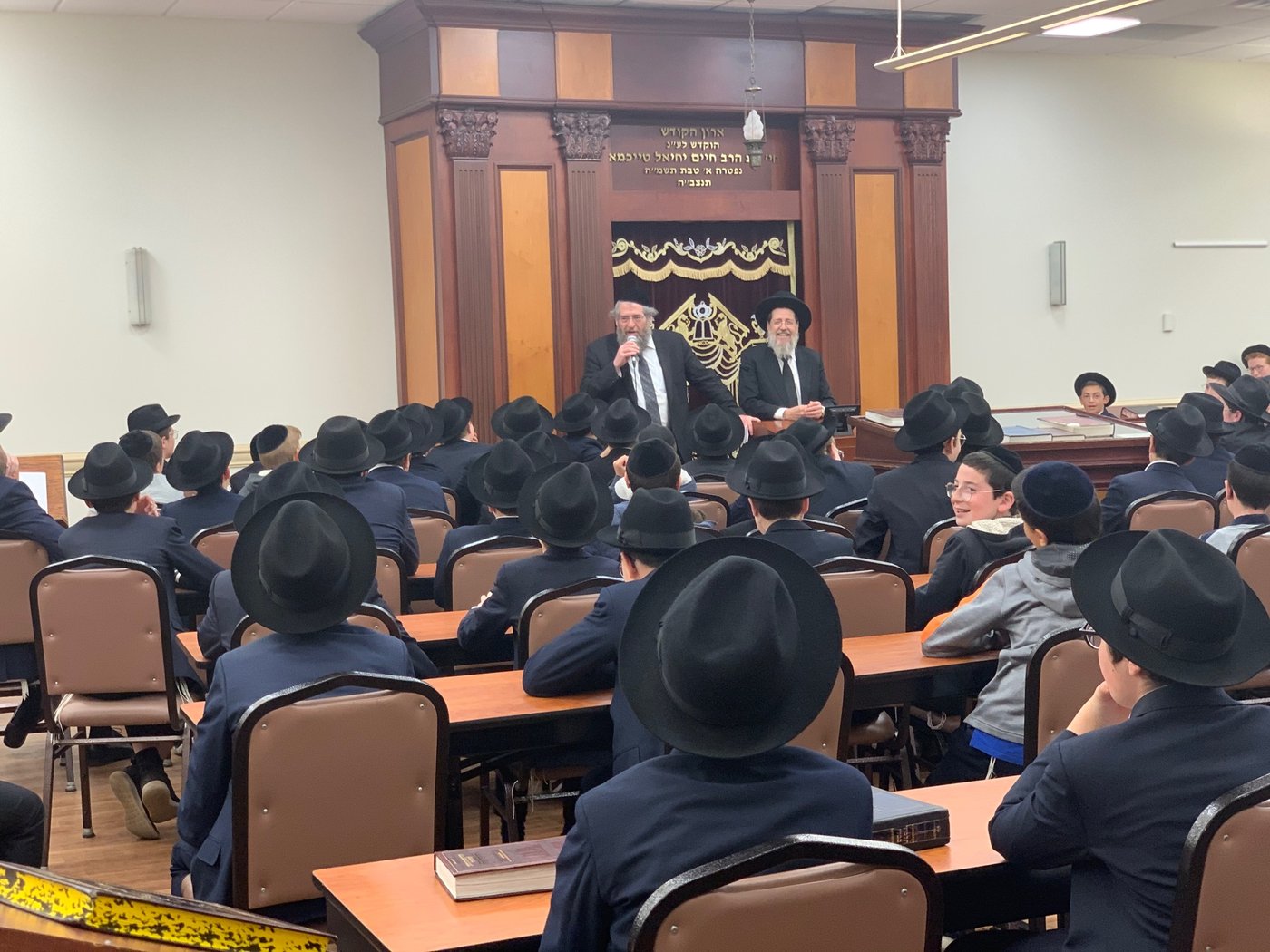 הגרב"צ קוק חיזק את הקהילות החרדיות בארה"ב; צפו